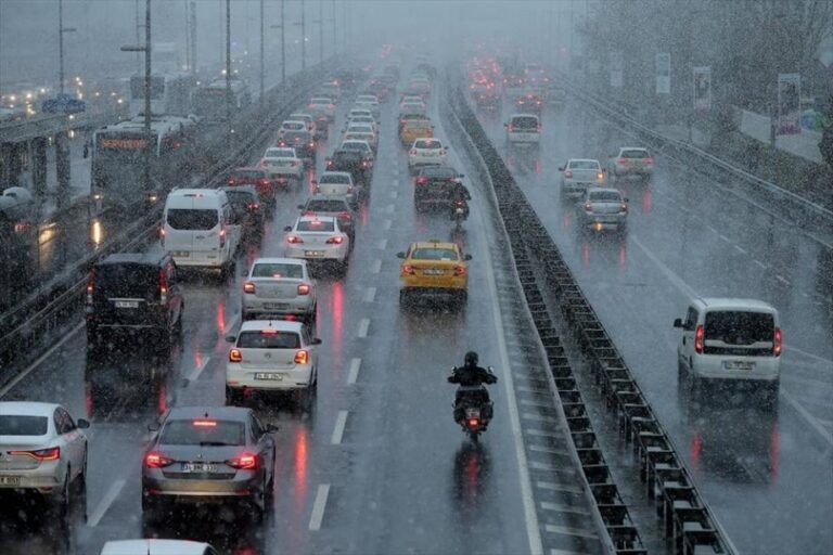 توقّعات بهطول أمطار غزيرة في 18 ولاية تركية
