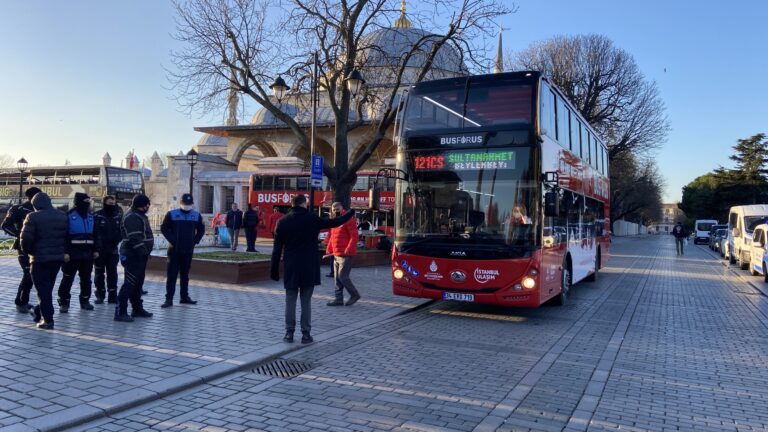 عجز في ميزانية بلدية إسطنبول يجبر 110 حافلات على التوقف عن العمل