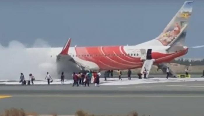 اندلاع حريق بطائرة هندية في مطار مسقط وإجلاء ركابها