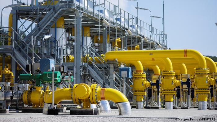 مسؤولة أوروبية: روسيا تحرق الغاز لأن خزاناتها ممتلئة