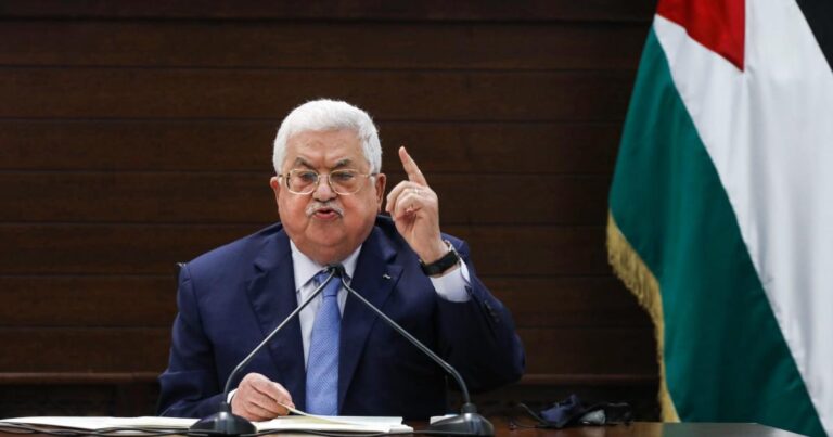 إسرائيل بدأت تبحث عن بديل للرئيس الفلسطيني بعد خطابه