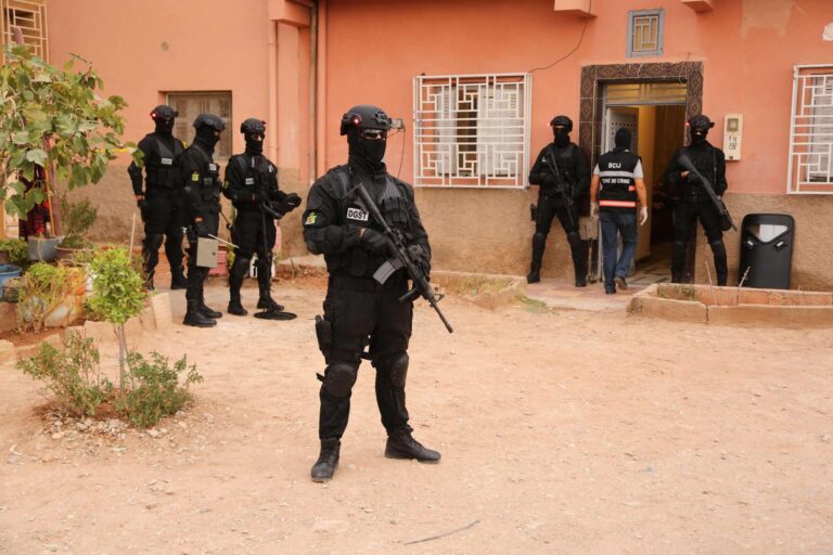 المغرب تقضي بسجن تاجر مخدرات فرنسي 20 عاماً