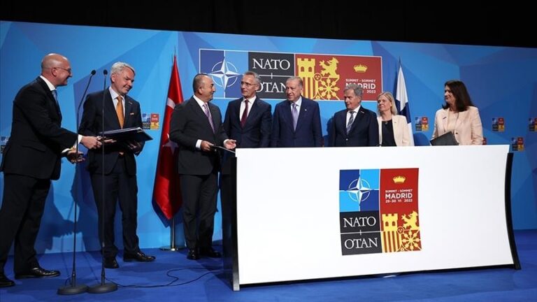 سعياً إلى عضوية الناتو.. السويد ترفع حظر تصدير الأسلحة …
