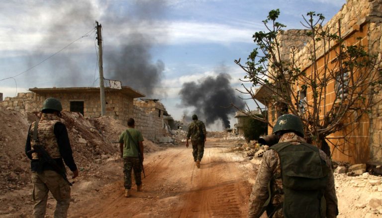 في منطقة منكوبة بالزلزال اشتباكات بين قوات الحكومة السورية والمعارضة السورية