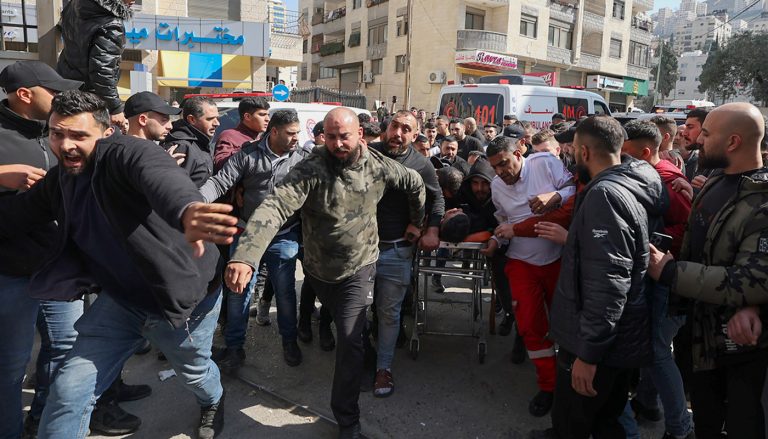 “مجزرة في نابلس” الاحتلال الإسرائيلي يقتل 10 شهداء ويصيب أكثر من مئة جريح
