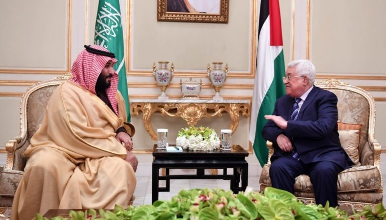 الرئيس الفلسطيني يلتقي ولي العهد السعودي في جدة ويبحثان تطورات القضية الفلسطينية
