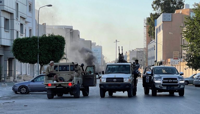 ليبيا: اتفاق على وقف الاقتتال في طرابلس وإطلاق سراح آمر اللواء 444