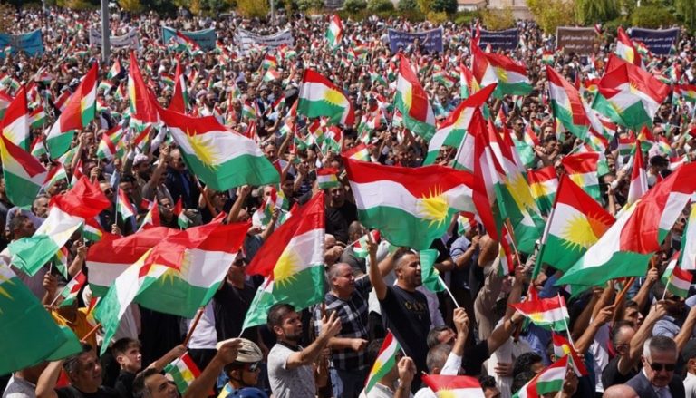 العراق: آلاف الأكراد يتظاهرون ضد حكومة بغداد و الحكومة تُحذّر من العواقب