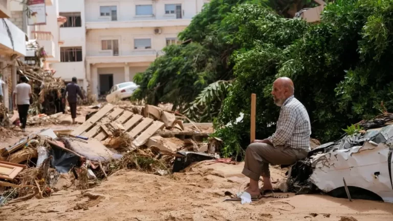 30 ألف مشرد بسبب إعصار دانيال في ليبيا إثر كارثة السيول في درنة